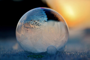 frozen-bubbles-angela-kelly-12